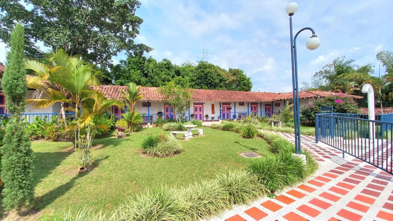 Finca Hotel Villa Del Sol 푸에블로 타파오 외부 사진