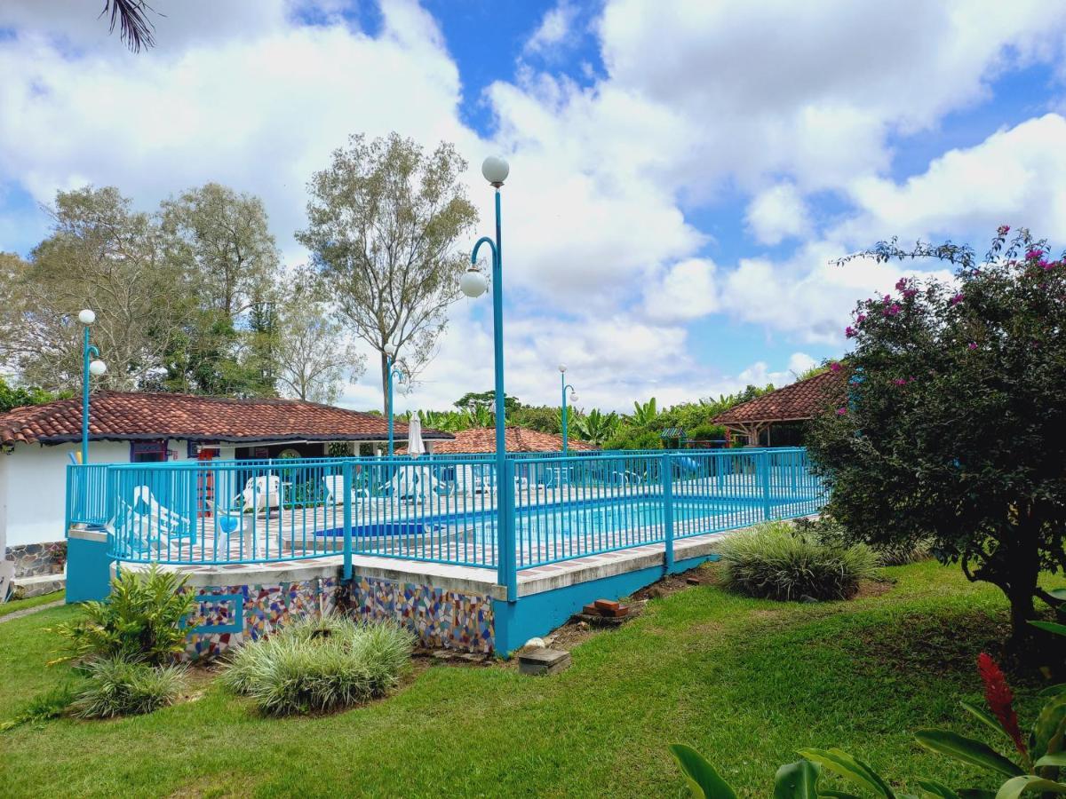 Finca Hotel Villa Del Sol 푸에블로 타파오 외부 사진